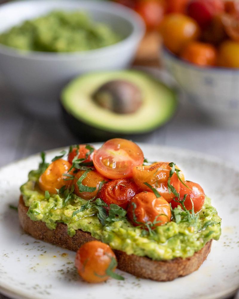 Avocado Toast with Tomatoes