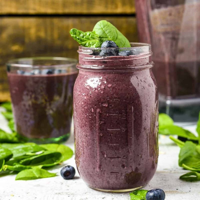 Berry Spinach Smoothie