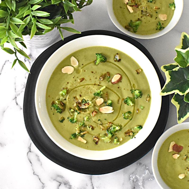 Broccoli and Almond Soup