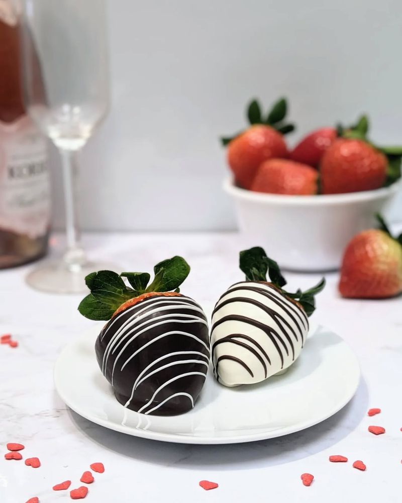 Chocolate Dipped Strawberries