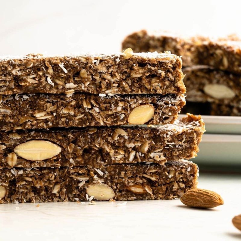 Chocolate and Almond Granola Bars