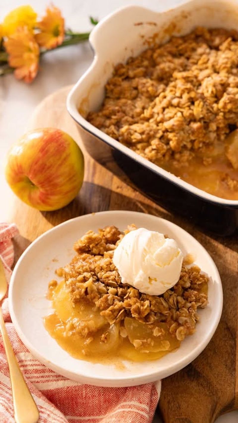 Cinnamon Apple Crisp