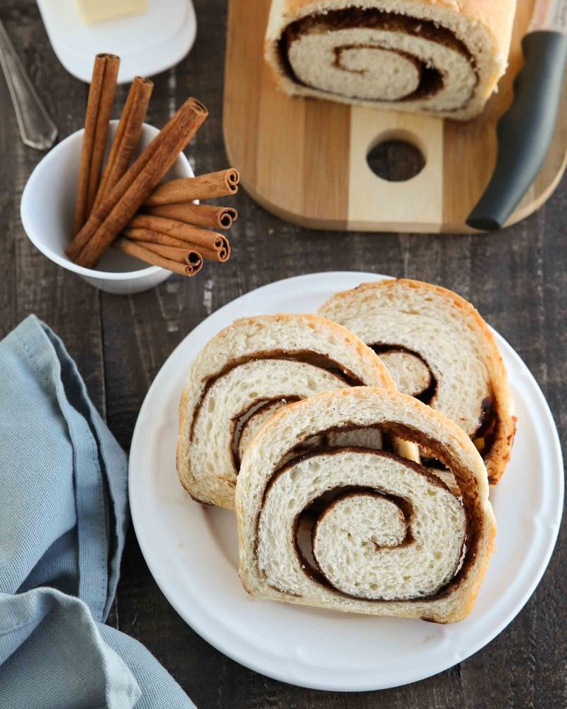 Cinnamon Roll Bread