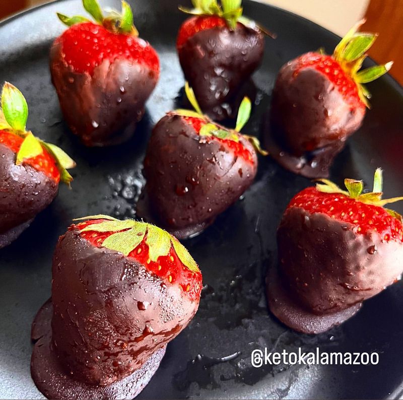 Dark Chocolate Covered Strawberries