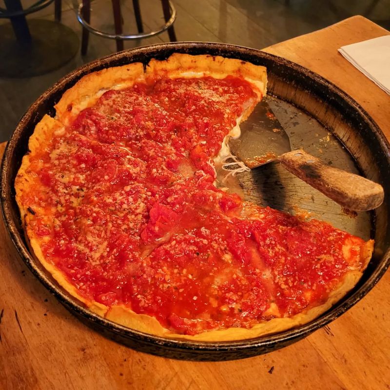 Illinois - Deep-Dish Pizza