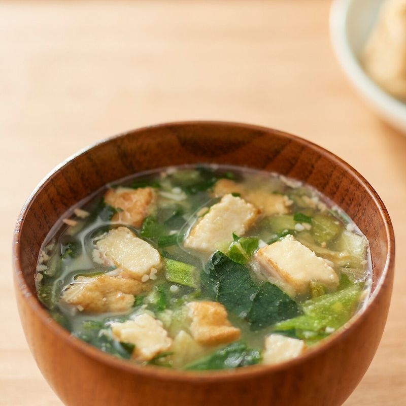 Miso Soup with Seaweed and Tofu