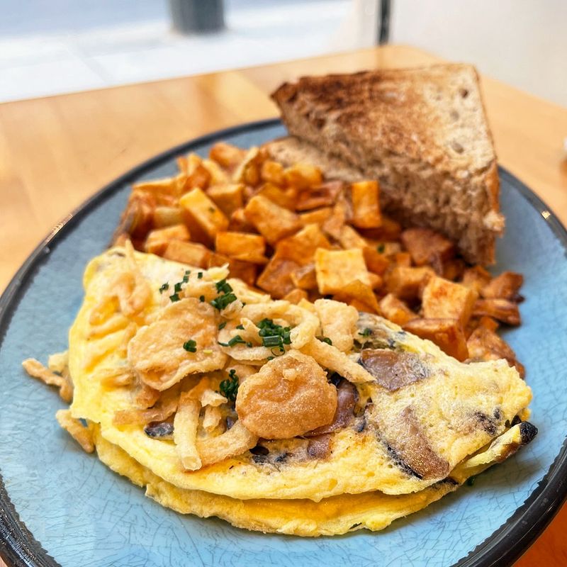 Mushroom and Goat Cheese Omelette