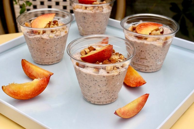 Peach and Almond Overnight Oats