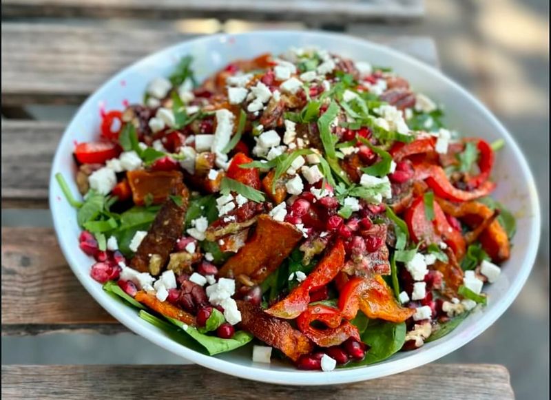 Pomegranate and Spinach Salad