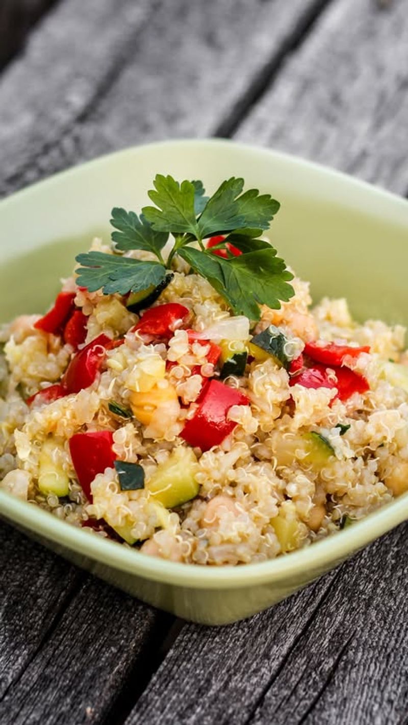 Quinoa Salad with Lemon Vinaigrette