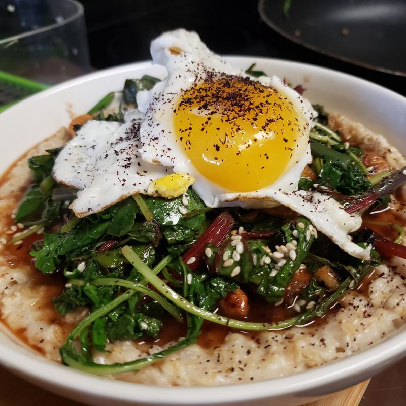 Savory Oatmeal with Spinach and Eggs