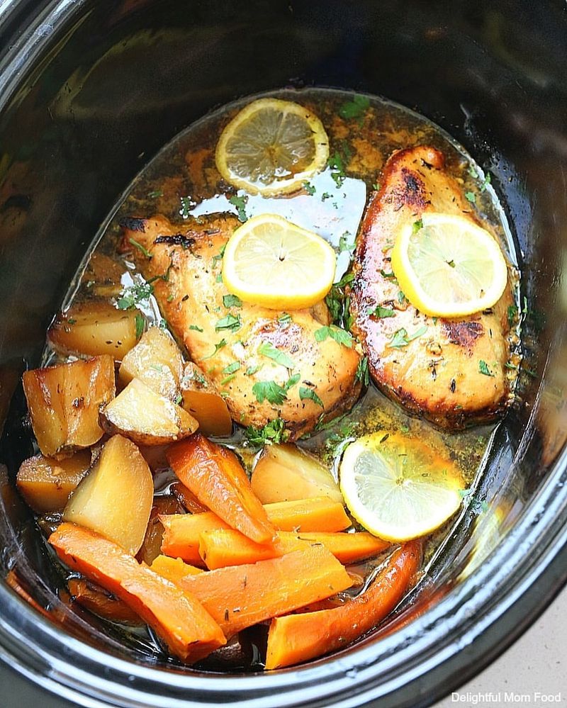 Slow-Cooker Lemon Garlic Chicken