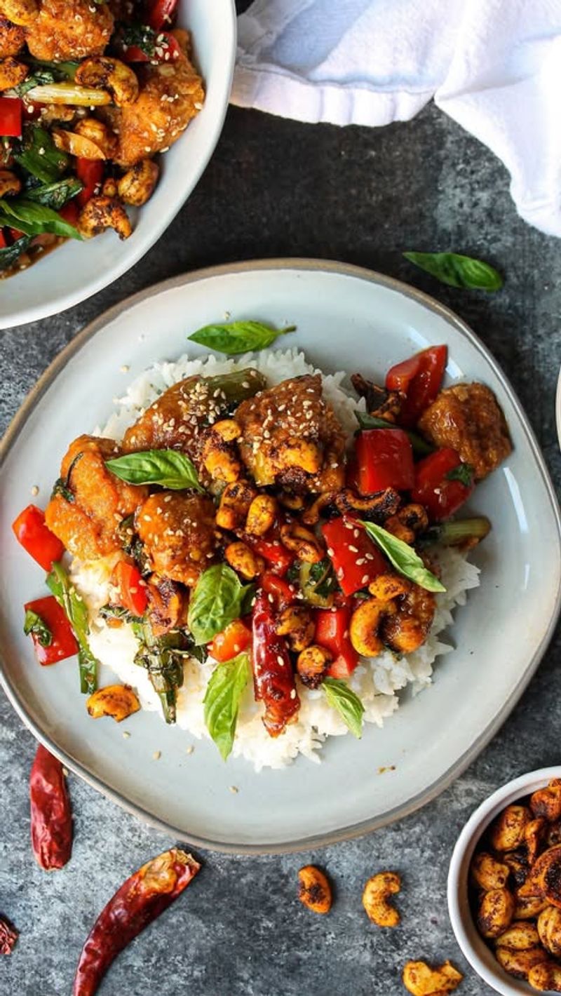 Spicy Thai Basil Chicken