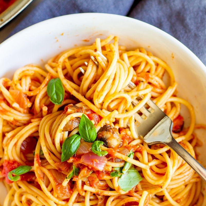 Tomato and Basil Pasta