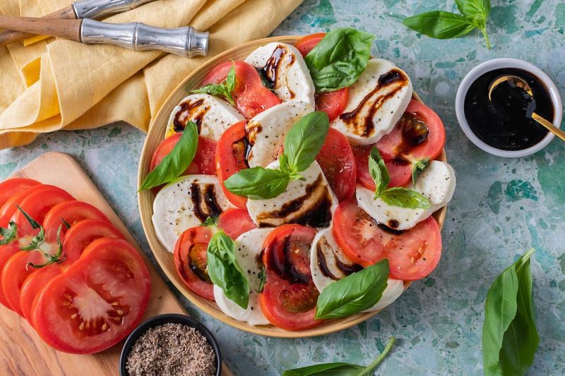 Tomato and Basil Salad