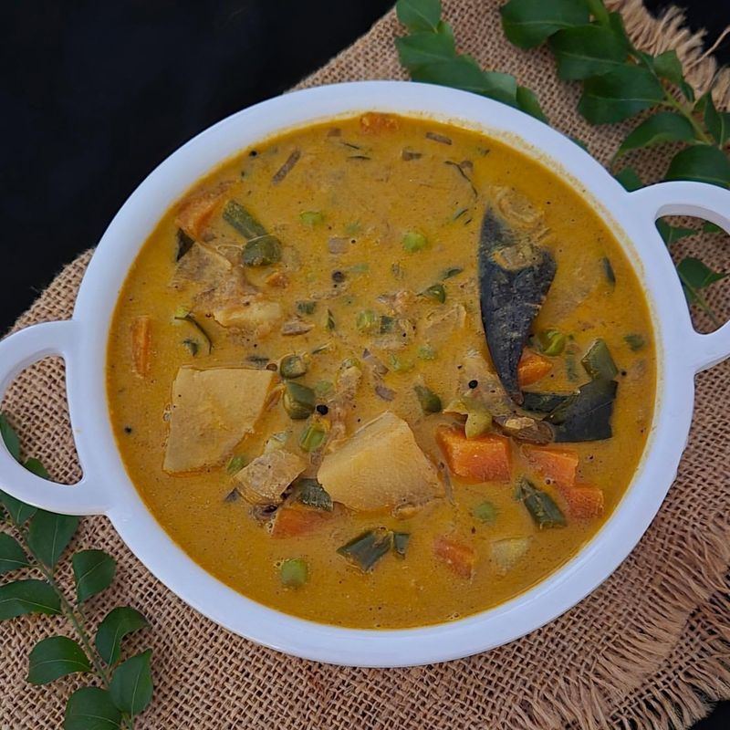 Vegetable Curry with Coconut Milk