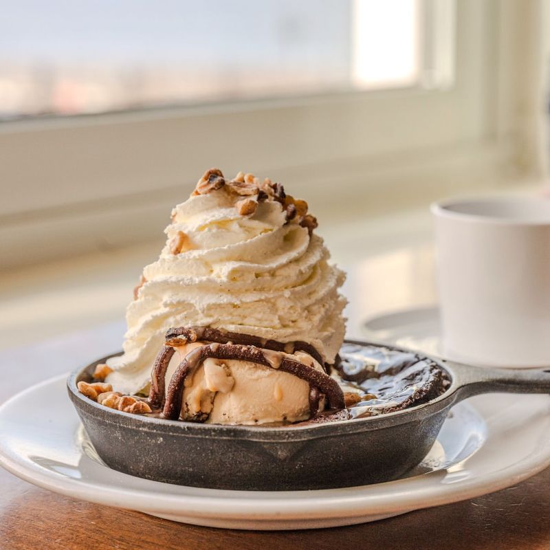 Walnut Brownie Skillet