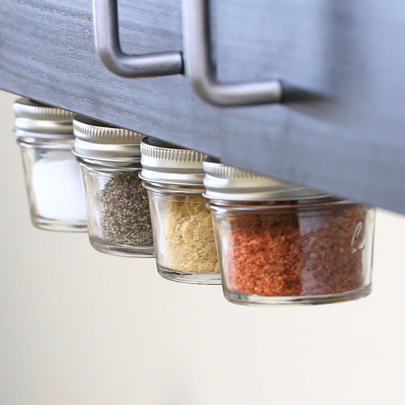 Magnetic Spice Carousel