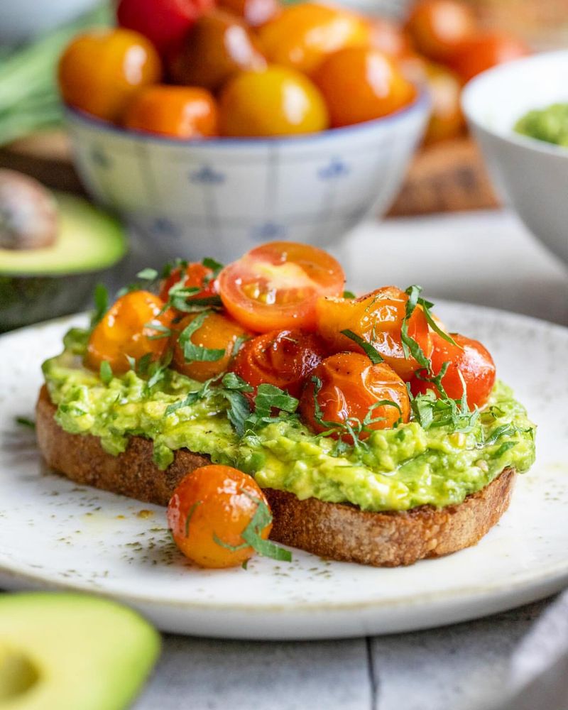 Avocado Toast with Cherry Tomatoes