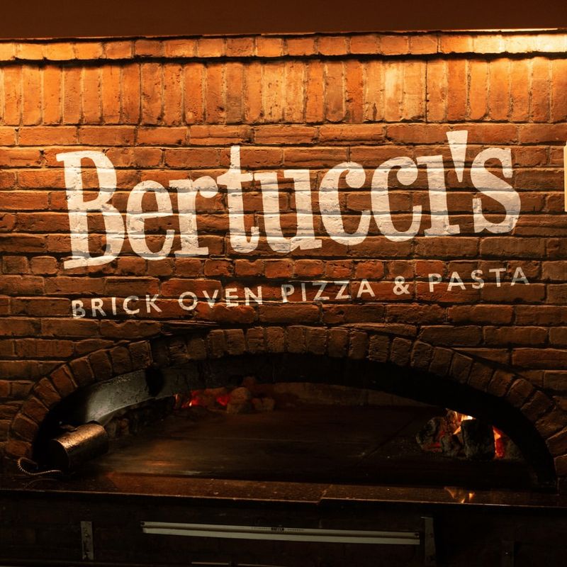 Bertucci's