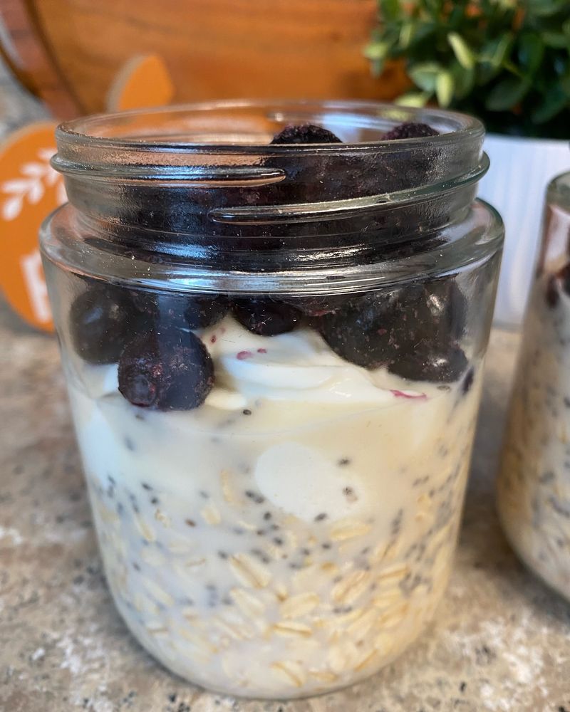 Blueberry Almond Overnight Oats