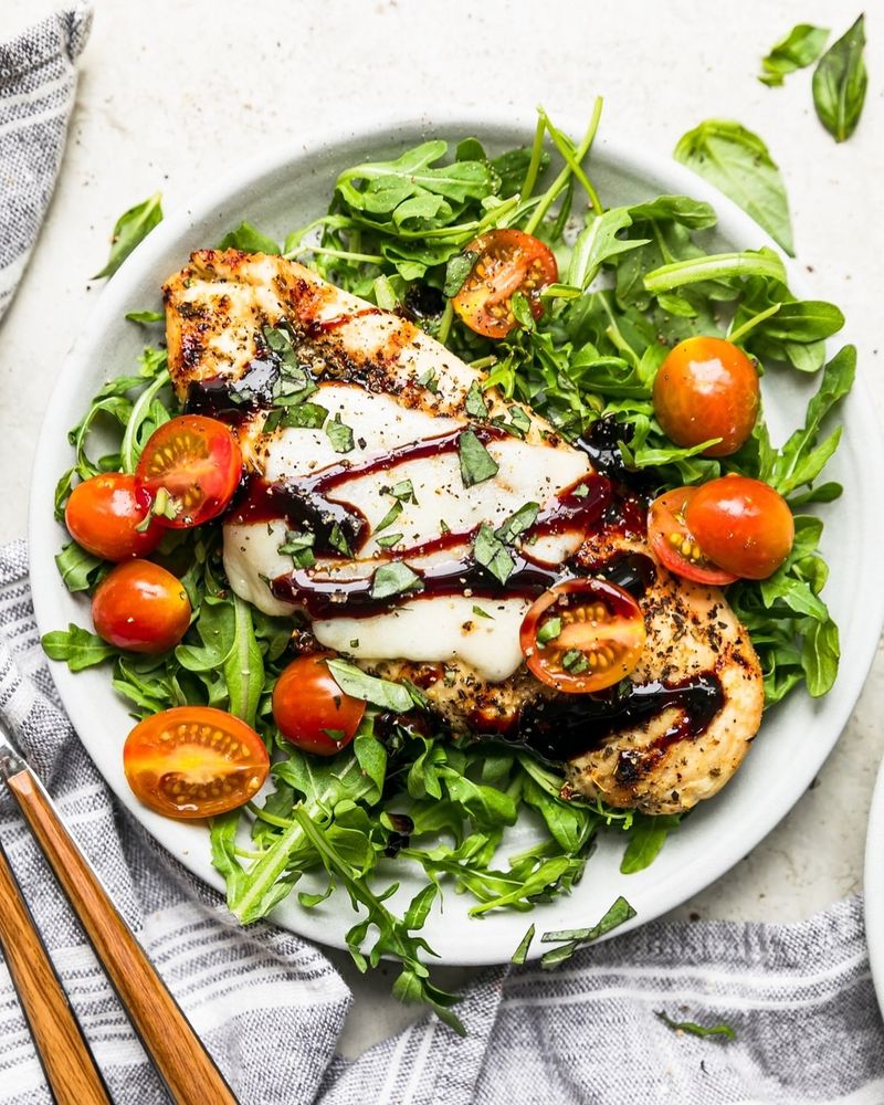 Caprese Salad with Chicken