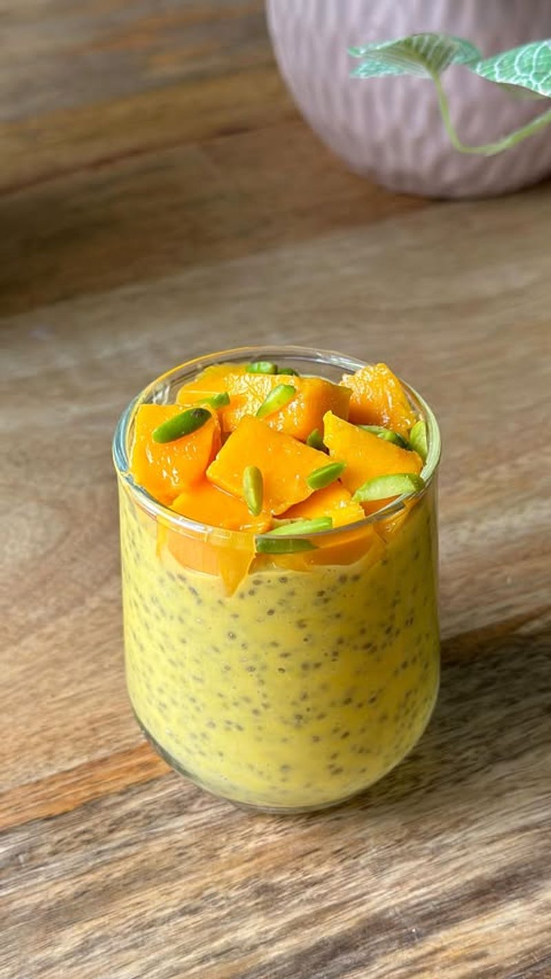 Chia Seed Pudding with Mango