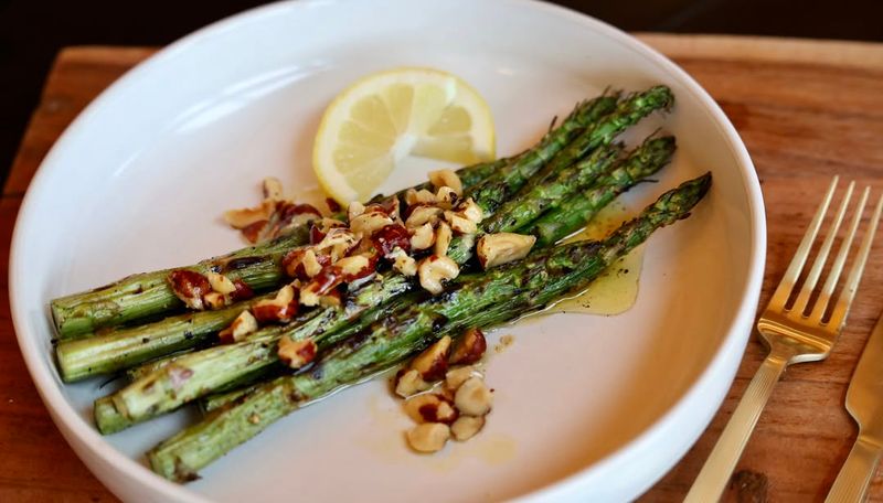 Grilled Asparagus with Lemon