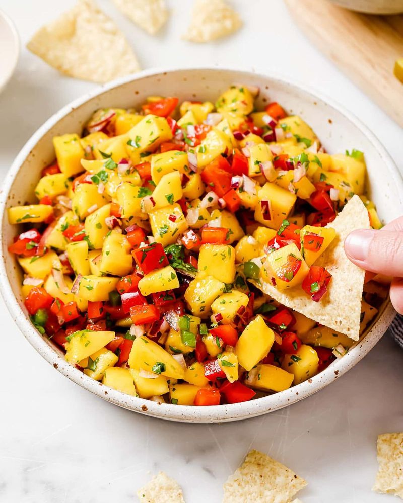 Mango Salsa with Tortilla Chips