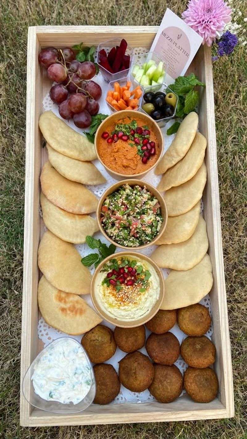 Pita and Hummus Platter