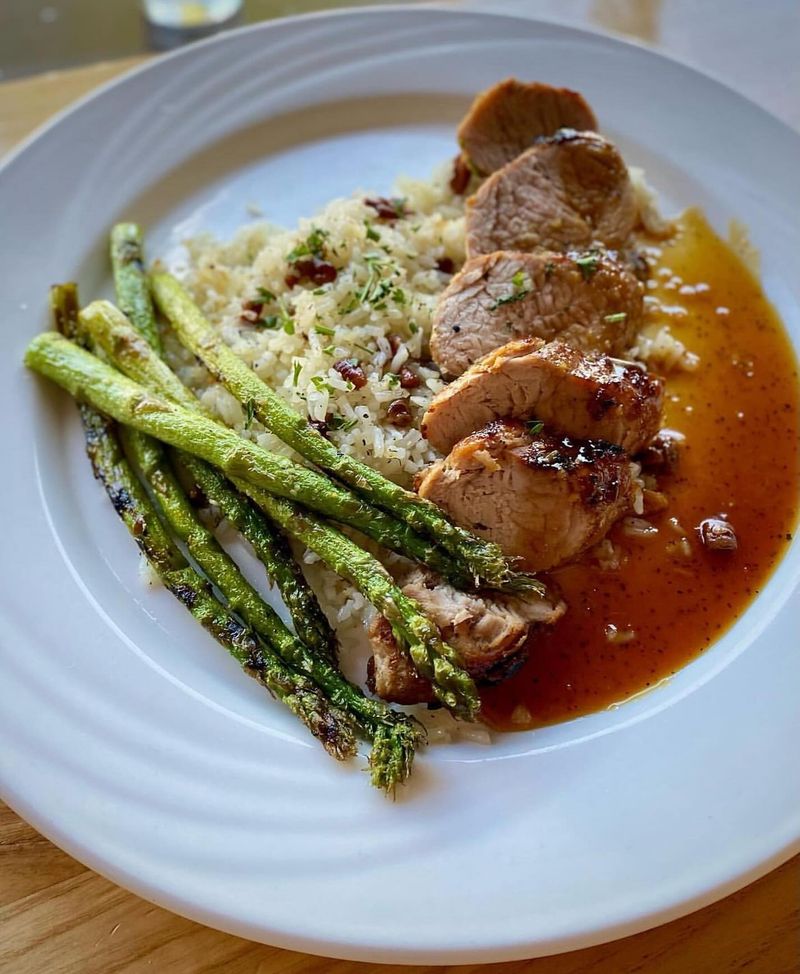 Pork Tenderloin with Asparagus