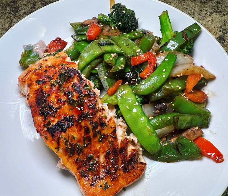 Salmon and Veggie Stir-fry