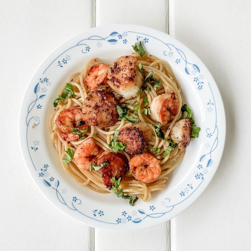 Seafood Linguine with White Wine Sauce