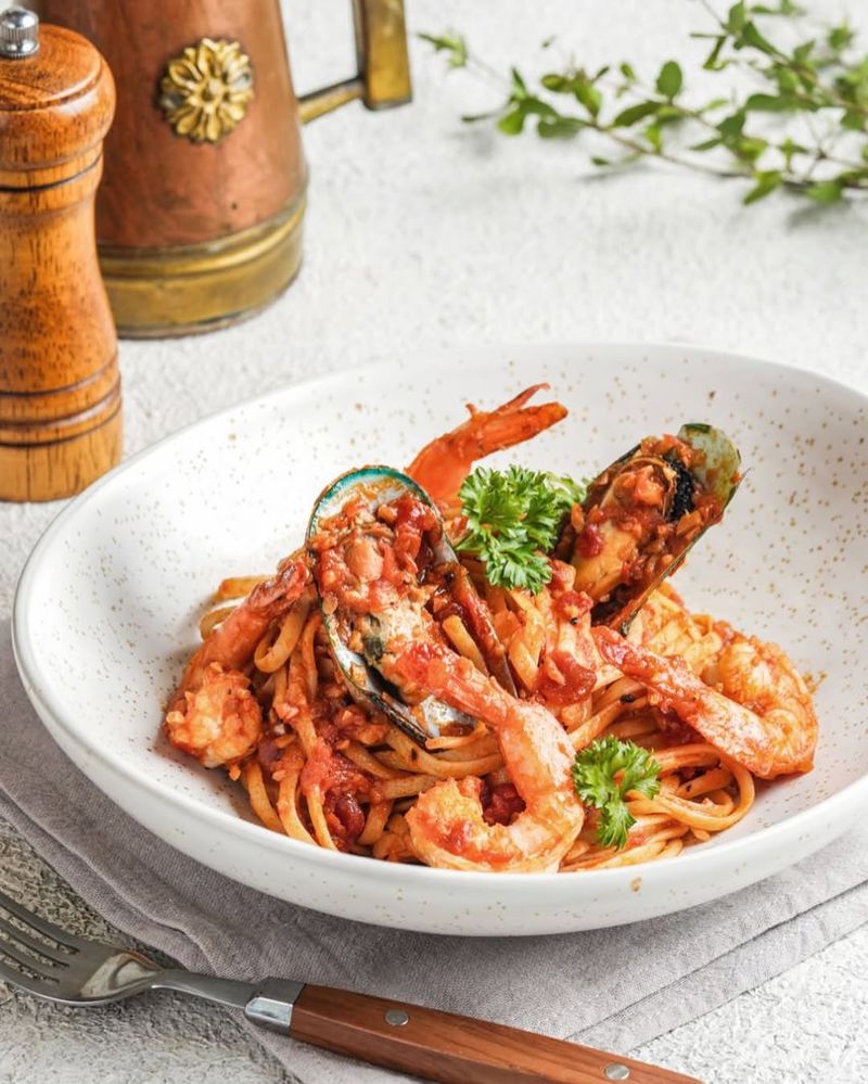 Seafood Marinara Linguine