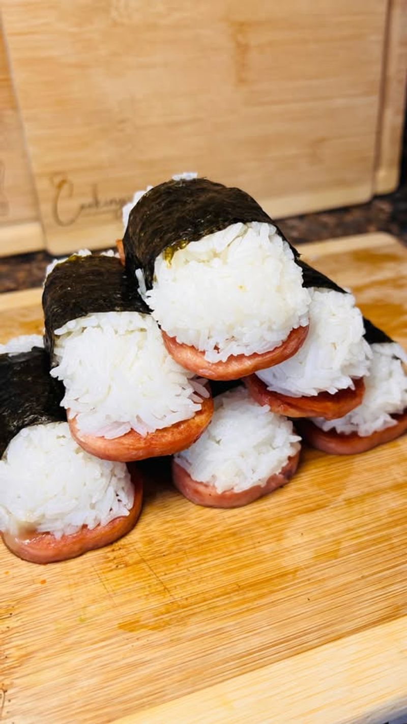 Spam Musubi - Hawaiian Snack