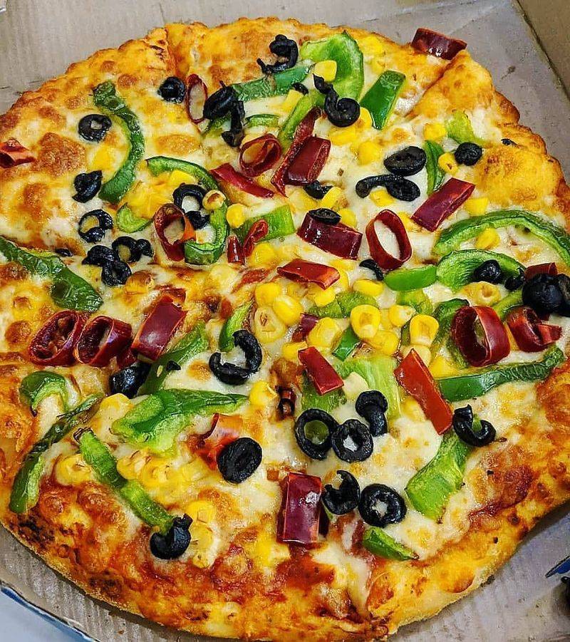 Veggie Delight Pizza
