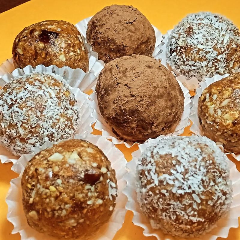 Nutty Date Energy Balls