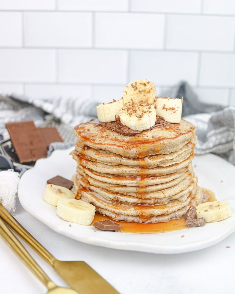 Banana Oatmeal Pancakes