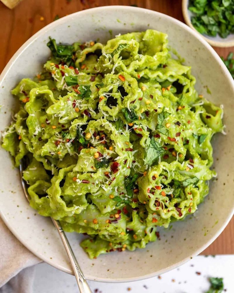 Creamy Avocado Pasta Salad