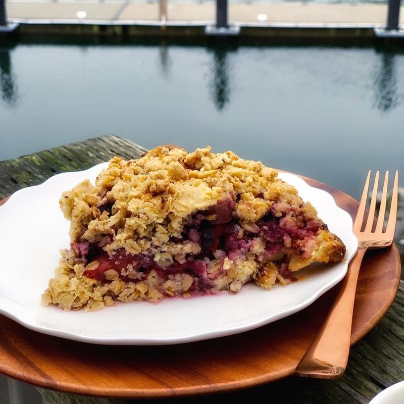 Berry Medley Crumble