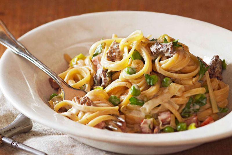 Pasta with Morels and Leeks