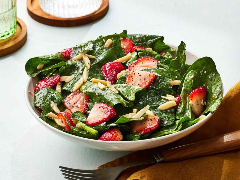 Spinach and Strawberry Salad