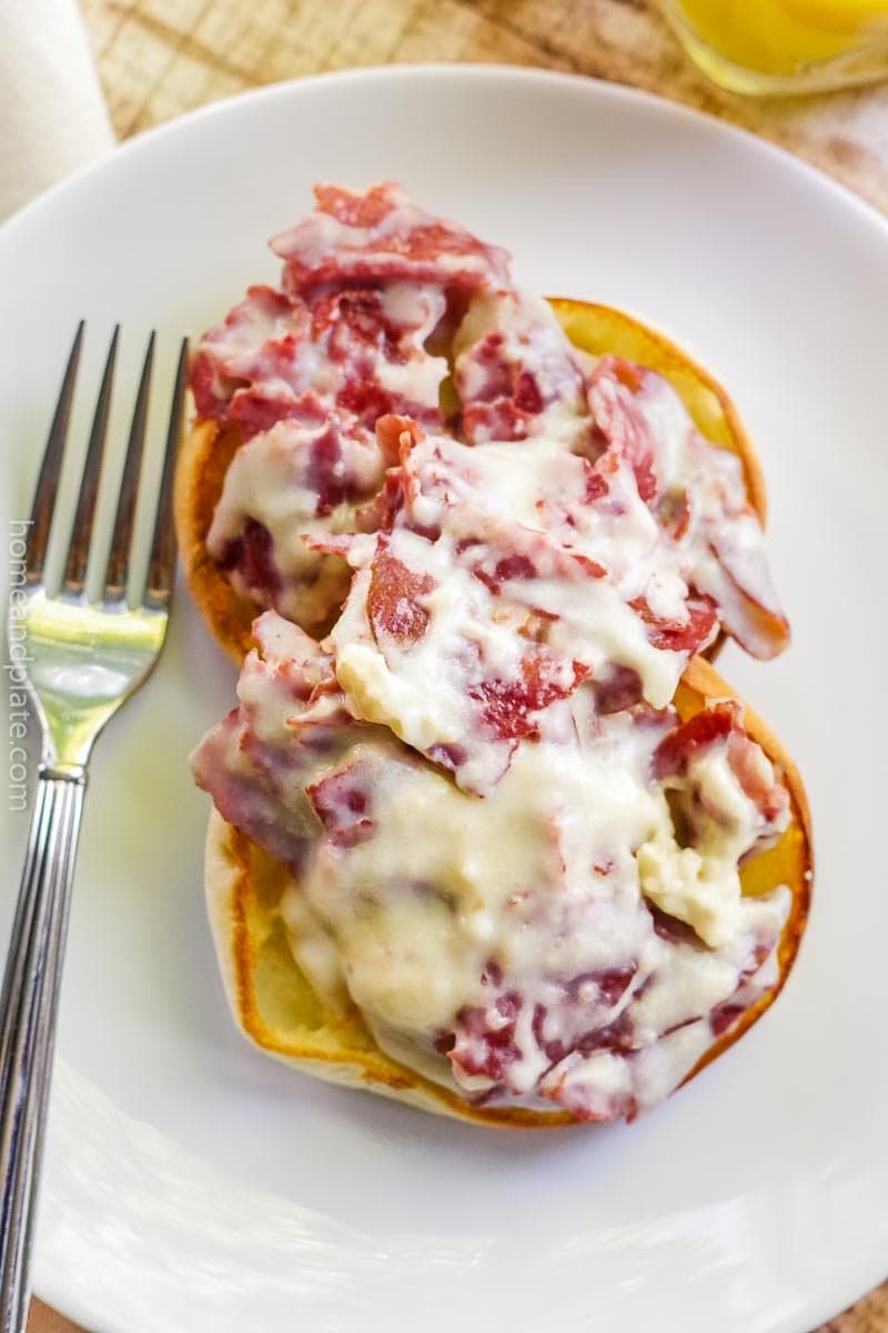 Creamed Chipped Beef on Toast