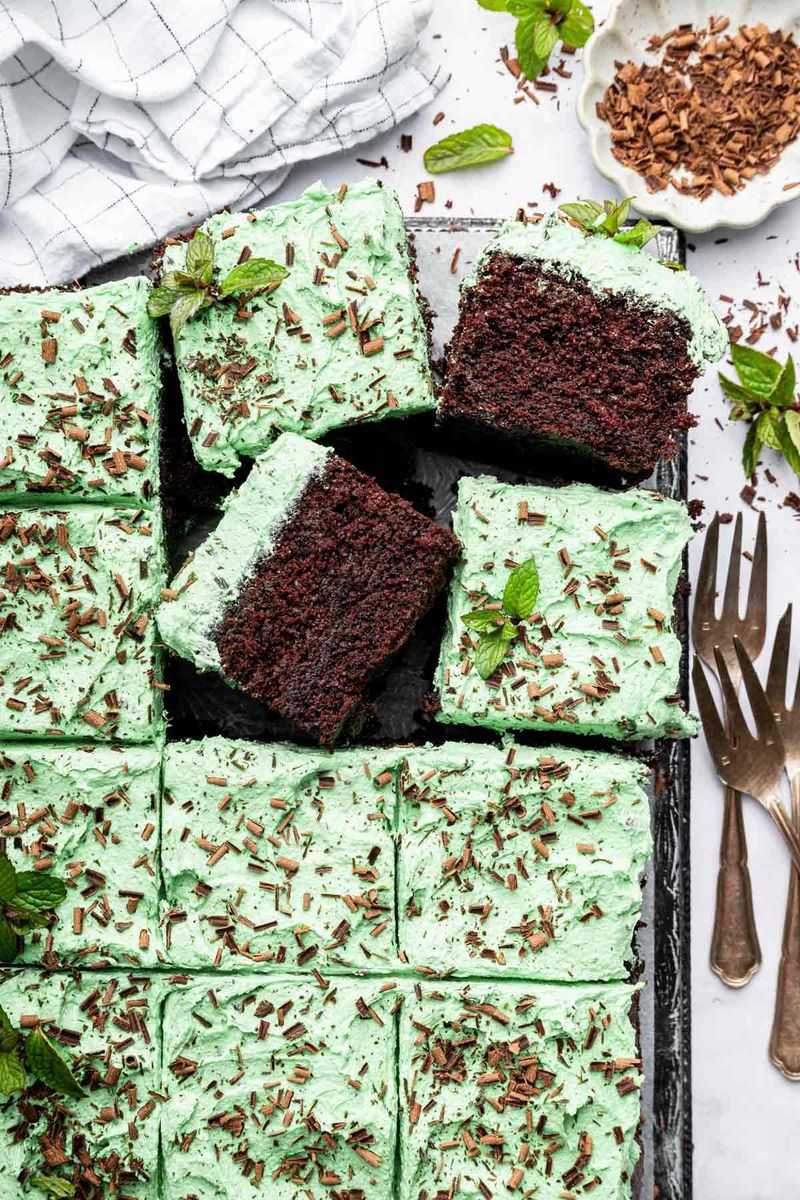 Mint Chocolate Chip Cake