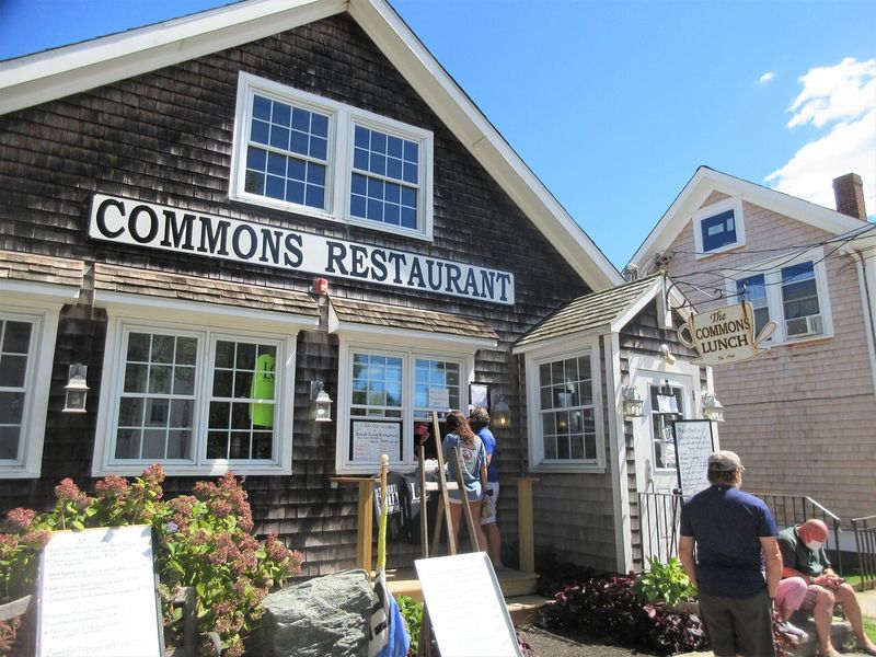 The Commons Lunch