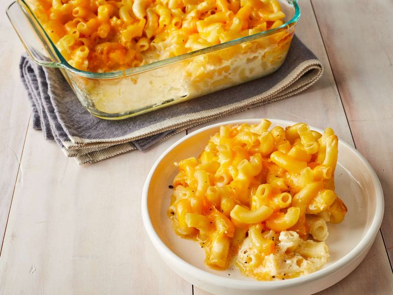 Macaroni and Cheese (Baked Style)