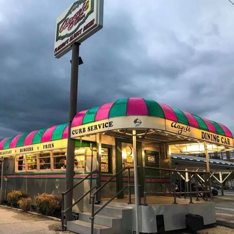 Delaware: Angel's Restaurant