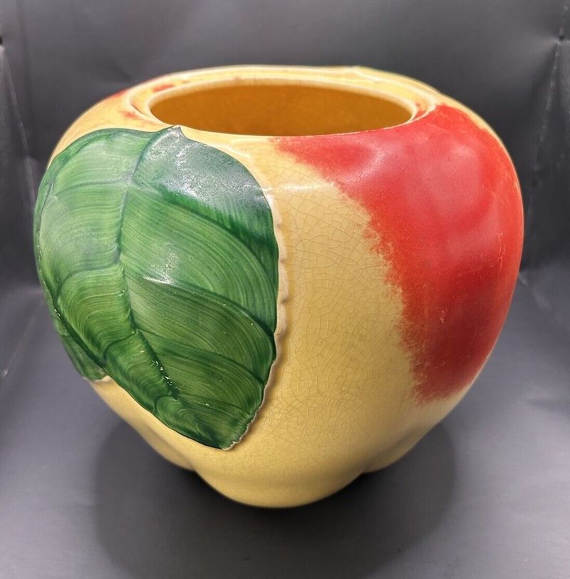 Incomplete or Lidless Jars