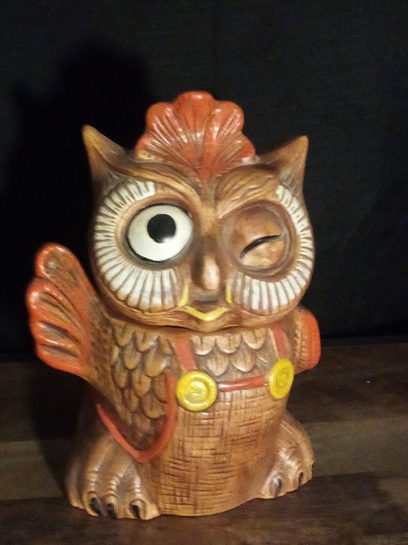 California Originals Owl Cookie Jar