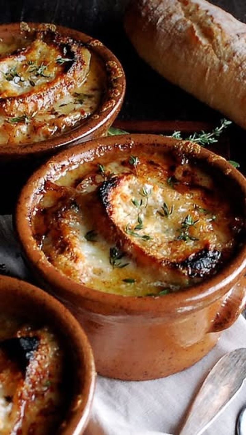 French Onion Soup with Garlic